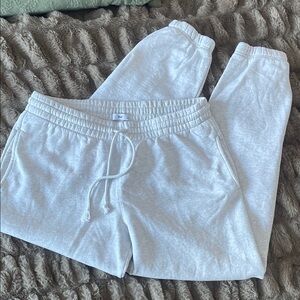 Aritzia tna sweatpants